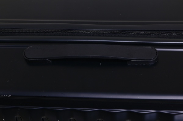 Чемодан 96 л черный LS22400 69х48х29 ABS 