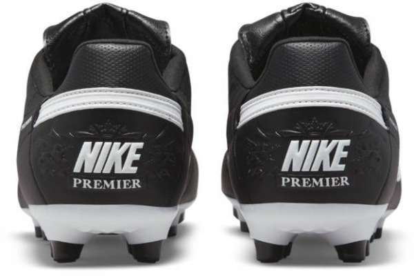 Бутси Nike THE PREMIER 3 FG AT5889-010 р.46 чорний