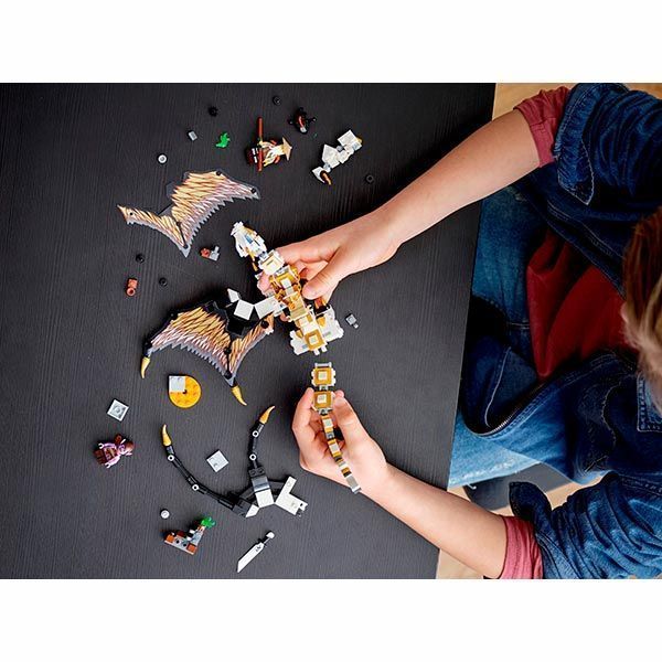 Конструктор LEGO Ninjago Бойовий дракон Ву 71718