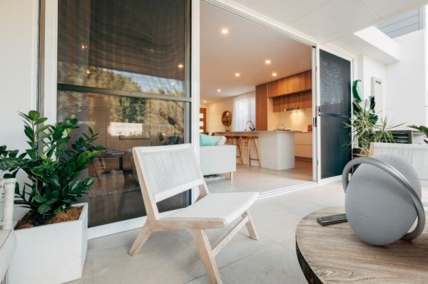 Портативна колонка Harman-Kardon Onyx Studio 7 2.1 grey HKOS7GRYEU