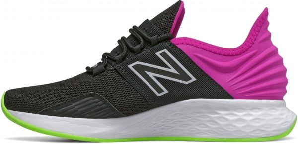 Кросівки New Balance WROAVCB WROAVCB р.US 8 чорний