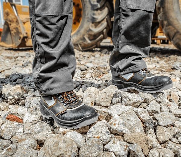 Черевики NEO tools 82-017 р.46 чорний