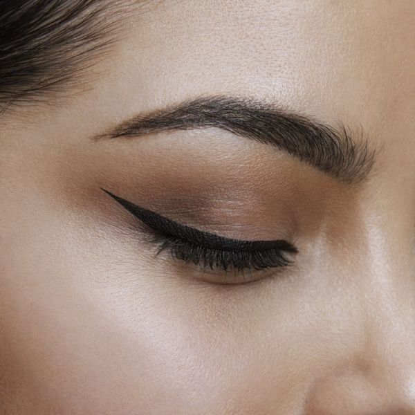 Подводка-фломастер Maybelline New York Master Drama черный 1 мл