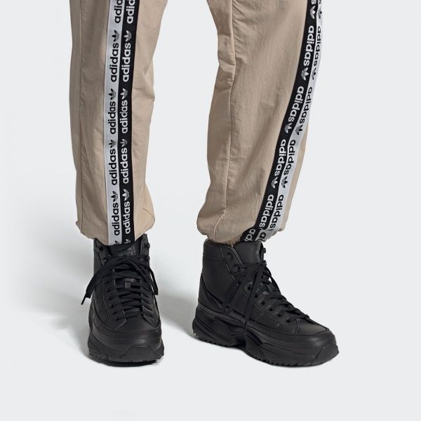 Кроссовки Adidas KIELLOR XTRA W EF9108 р.4 черный