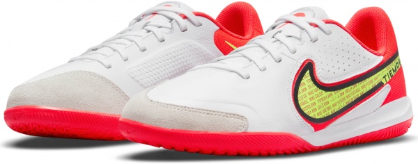 Футзальная обувь Nike Jr. Tiempo Legend 9 Academy IC DA1329-176 р.US 5,5Y белый