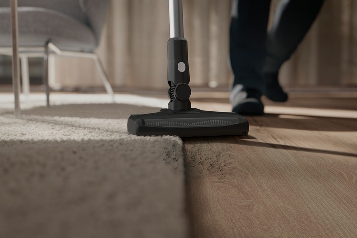 Пылесос аккумуляторный Electrolux EP31CB21GP grey