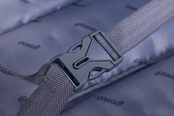 Чемодан 64 л черный LS22400 59х42х26 ABS 