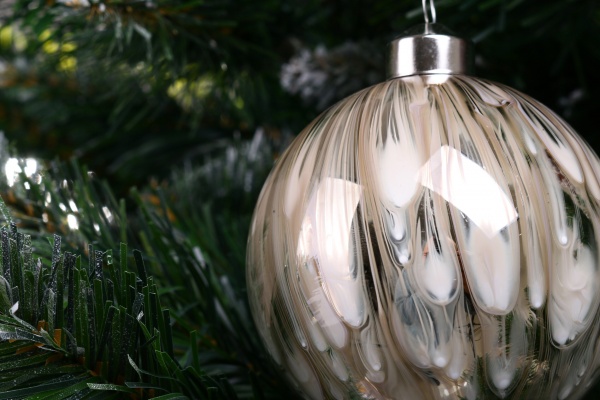 Елочная игрушка в форме шара 8 см ABT620300 