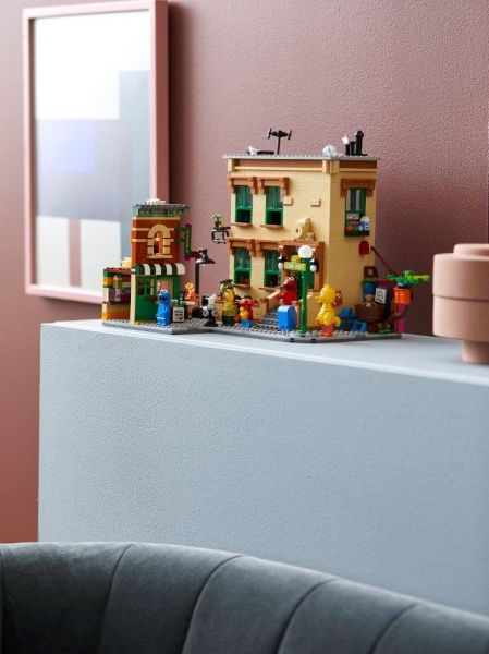 Конструктор LEGO Ideas 123 Sesame Street 21324