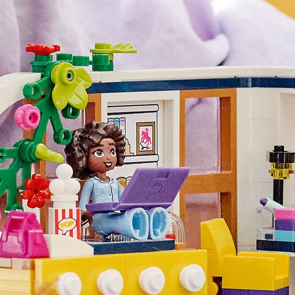 Конструктор LEGO Friends Кімната Алії 41740