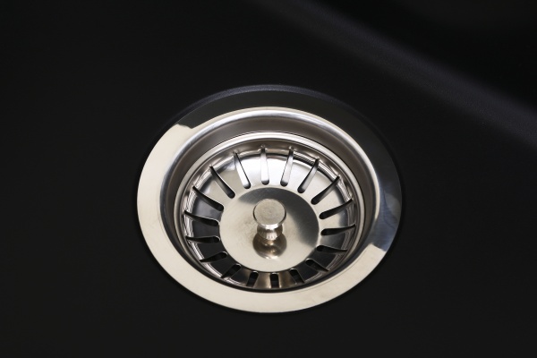 Мийка для кухні ScandiSPA Compact 615 чорна з сифоном 