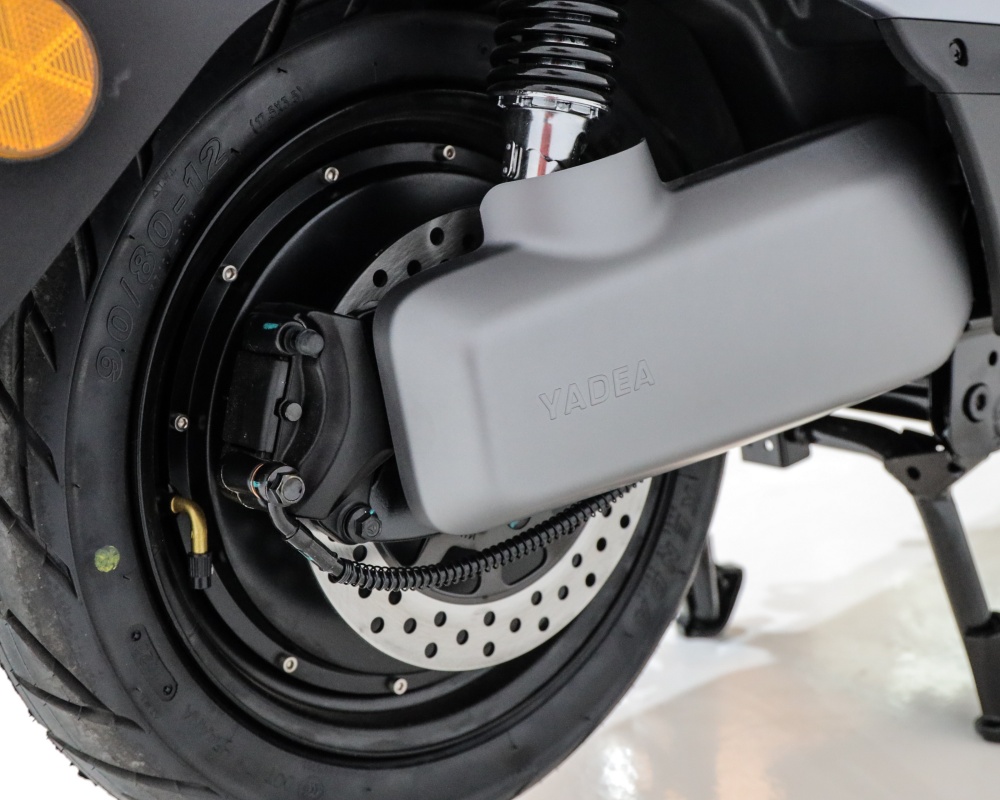 Электроскутер YADEA E8S (white)