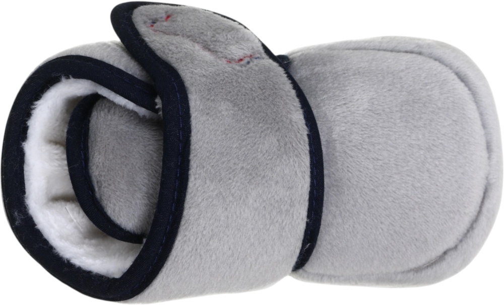 Тапочки детские HW возраст: 15-18 месяцев р.22-23 в ассортименте NULL