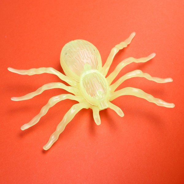 Набір павуків Хелловін 11x6 см 2 шт. світяться у темряві 974352 YES! Fun