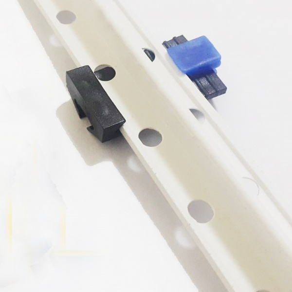 Маяк штукатурный ПВХ 10x3000 мм ШТУКАТУР