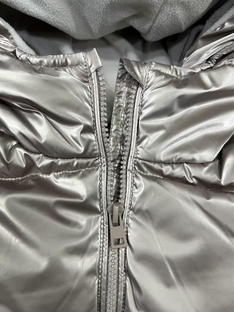 Куртка-пуховик для девочек HW р.140–146 серый COG2912303