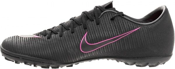 Бутсы Nike MERCURIAL VICTORY 831968-006 р. 8,5 красный