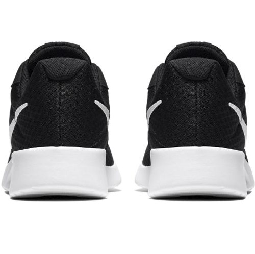 Кроссовки Nike TANJUN 812654-011 р.9,5 черный
