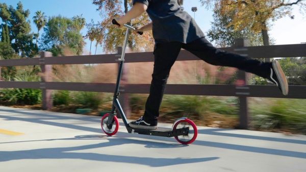 Самокат Razor Carbon Lux Al black/red чорний із червоним 13073003 