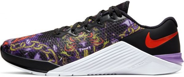 Кроссовки Nike METCON 5 AQ1189-035 р.9 черный