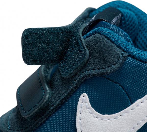 Кроссовки Nike MD VALIANT CN8560-405 р.21 зеленый