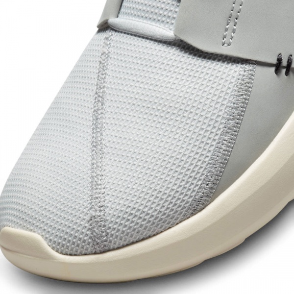 Кроссовки Nike E-SERIES AD DV2436-002 р.42 серый