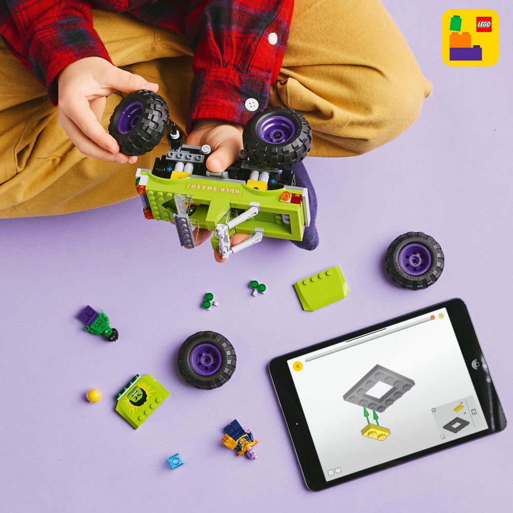 Конструктор LEGO Super Heroes Marvel Грузовик Халка против Таноса 76312