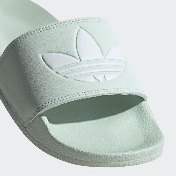 Шльопанці Adidas ADILETTE LITE W FU9136 р. UK 4 зелений