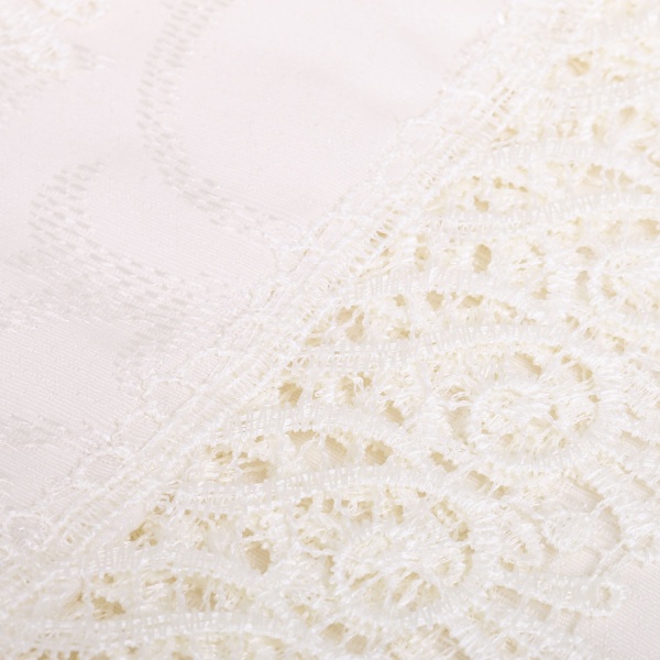 Скатерть с гипюром KDK 160x220 см кремовый Karna 