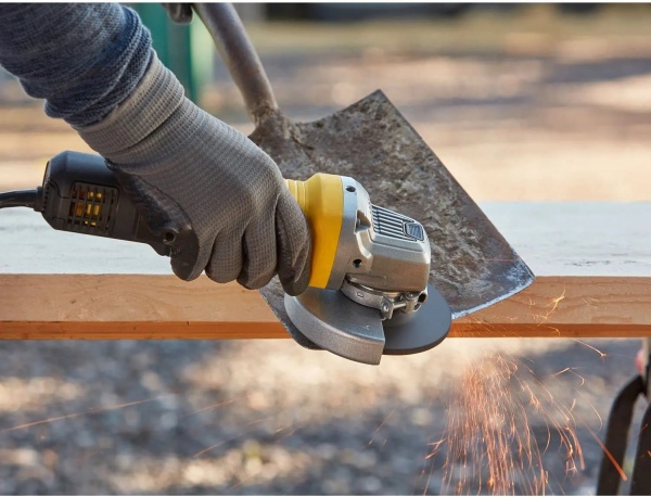 Болгарка (кутова шліфмашина) Stanley FatMax FMEG222K