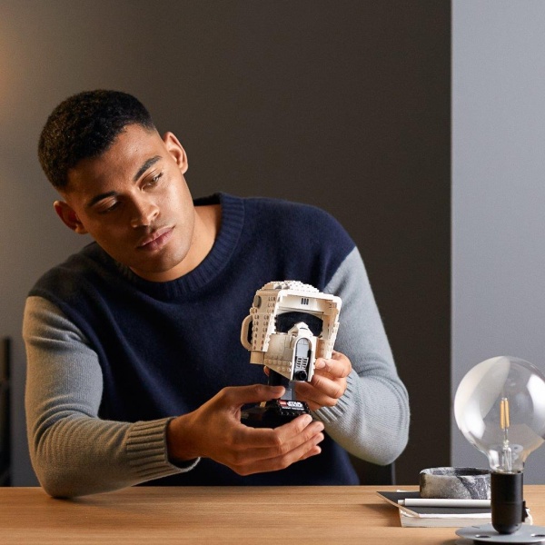 Конструктор LEGO Star Wars Шолом солдата-розвідника 75305