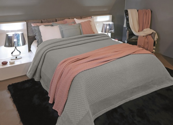 Покрывало Leonor 230x270 см La Nuit светло-бежевый 