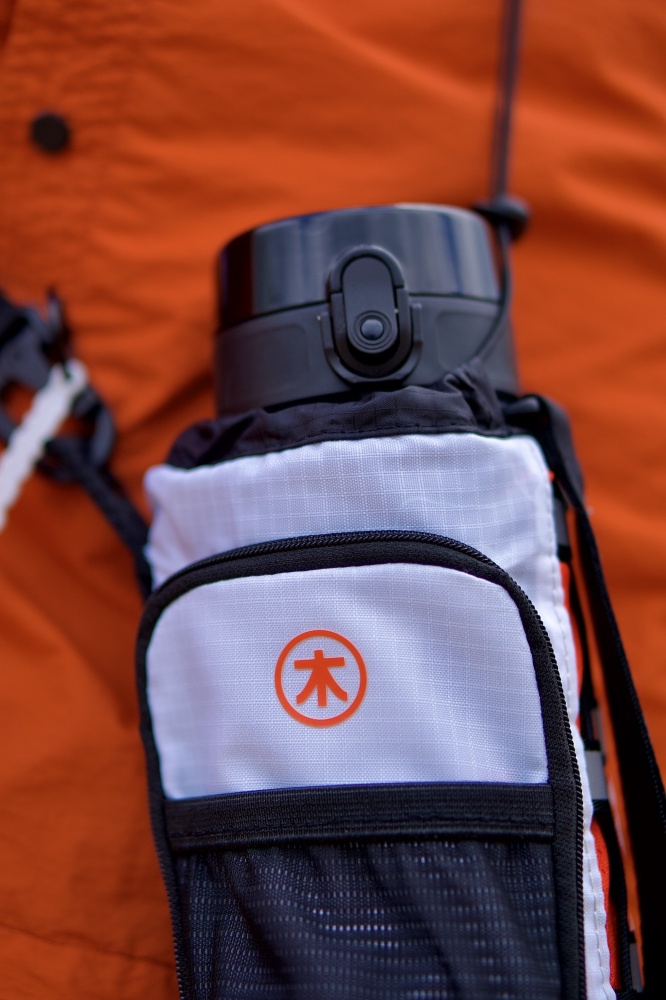 Сумка для бутылки ROOTS Osaka серая RTS-05 серый с красным