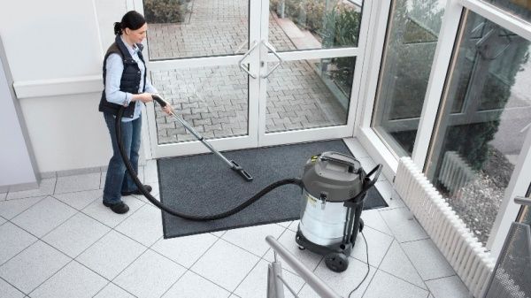 Пылесос Karcher NT 70/2 Me Classic 1.667-306.0