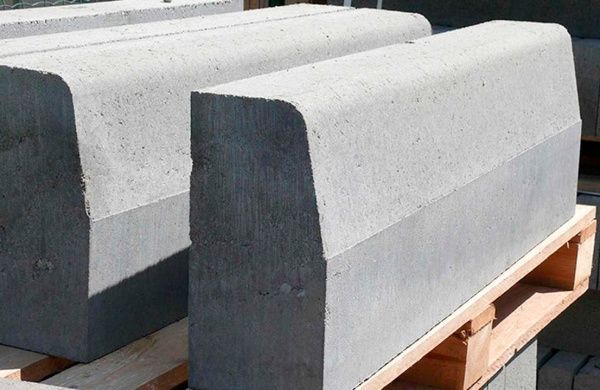 Бордюр Золотой Мандарин дорожній 1000 x 300 x 150 мм.