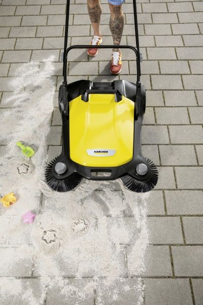 Підмітальна машина Karcher S 6 Twin 