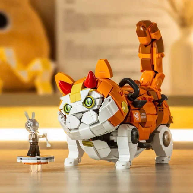 Конструктор Sluban Кіт 900 деталей M38-P8018