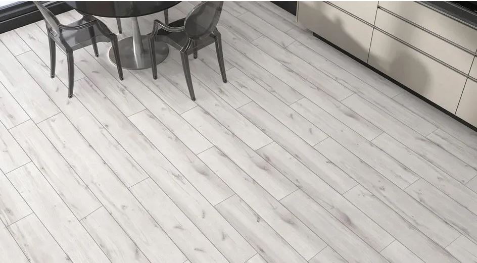 Ламинат AGT Natura Ultra Line 4V vegas 33/АС5 8 мм (PRK104)