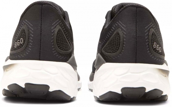 Кроссовки New Balance 860 V13 M860K13 р.44,5 черный