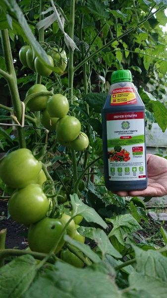 Добриво органічне Українські гумати для овочевих культур 1 кг