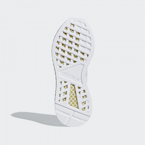 Кросівки Adidas DEERUPT RUNNER W CG6087 р.6,5 білий