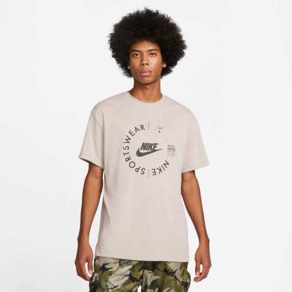 Футболка Nike M NSW SPU SS TEE FD1182-272 р.M бежевий