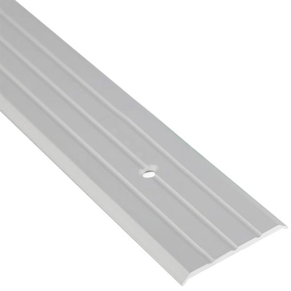 Поріжок алюмінієвий анодований Braz Line рифлений з отворами 40x2700 мм срібло 