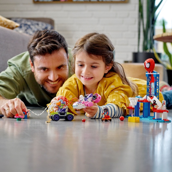 Конструктор LEGO Super Heroes Marvel Вечірка у штабі Людини-Павука 10784