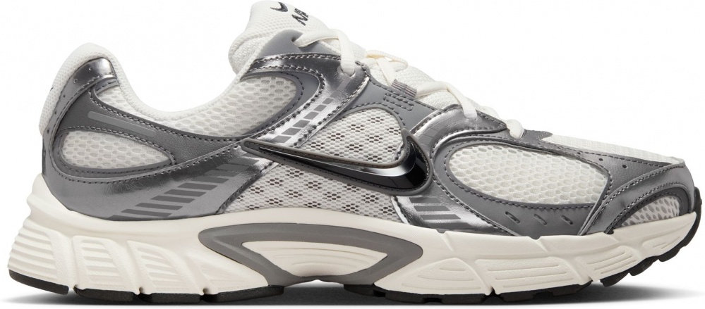 Кросівки чоловічі Nike V5 RNR HJ5228-009 р.45 сірі