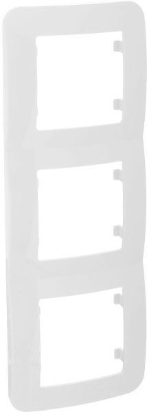 Рамка тримісна Makel Lillium Natural вертикальна білий