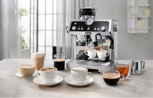 Кавоварка Delonghi EC9335.M 