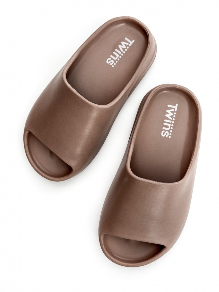 Шльопанці Twins р.42-43 бежевий