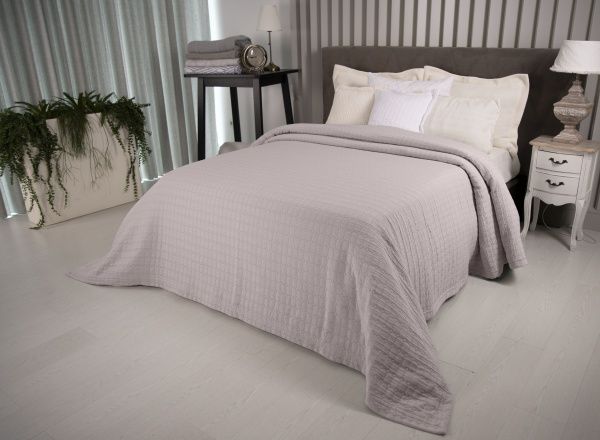 Покрывало Arruda 230x260 см La Nuit светло-розовый 