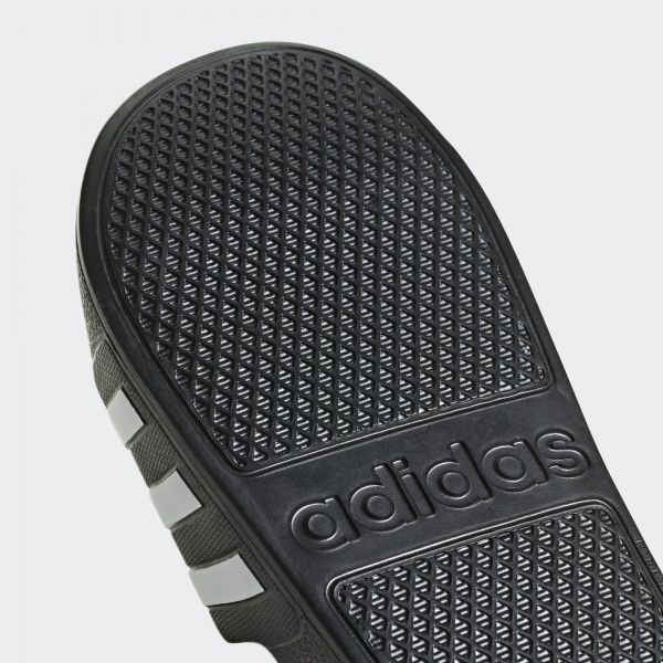Шльопанці Adidas ADILETTE AQUA F35543 р. 8 чорний